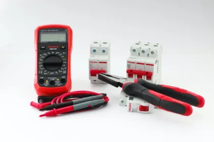 Cen-Tech Digital Multimeter